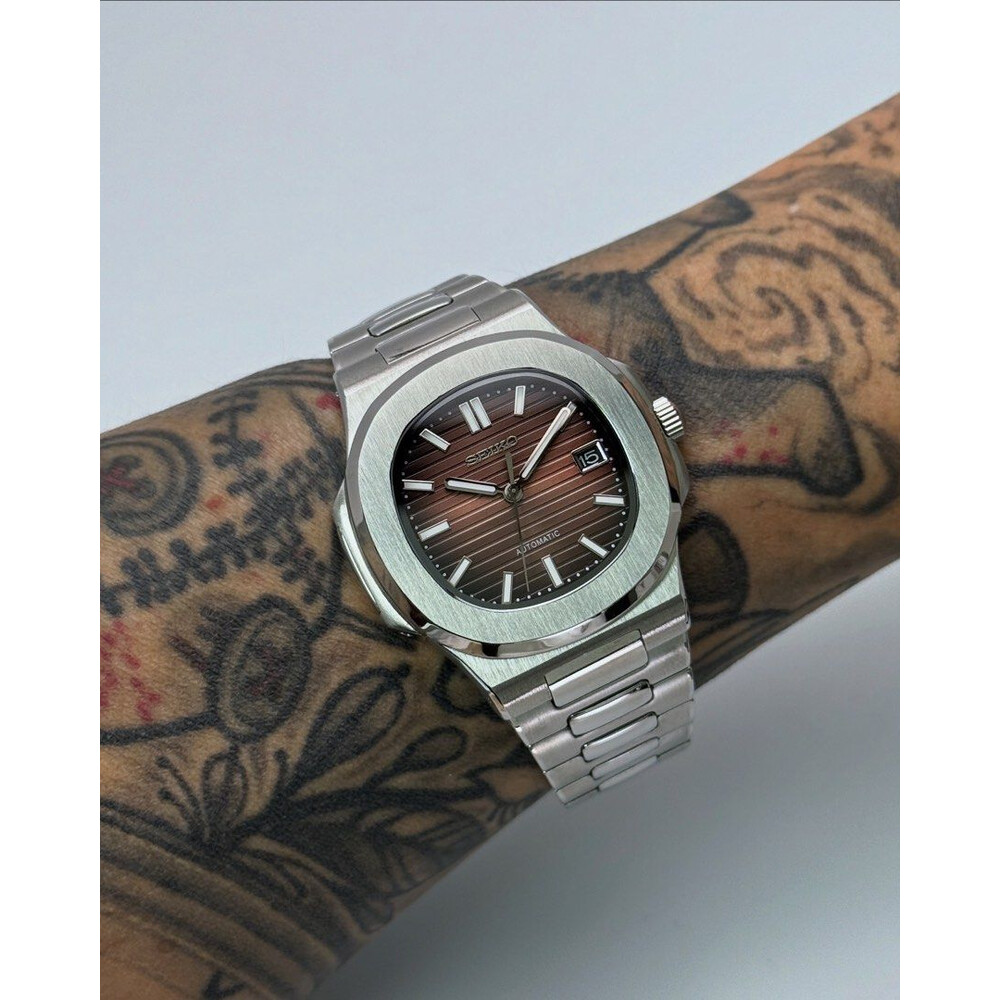 Custom Seiko Mod • Brown Vignette Nautilus • 40mm